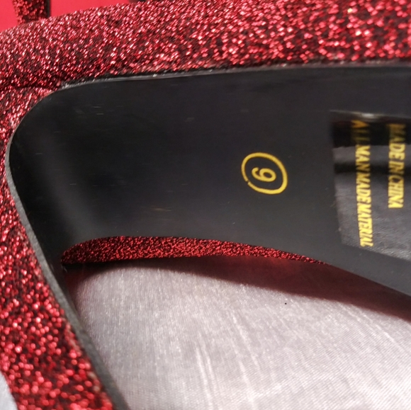 Shoes - Picture 8 of 15